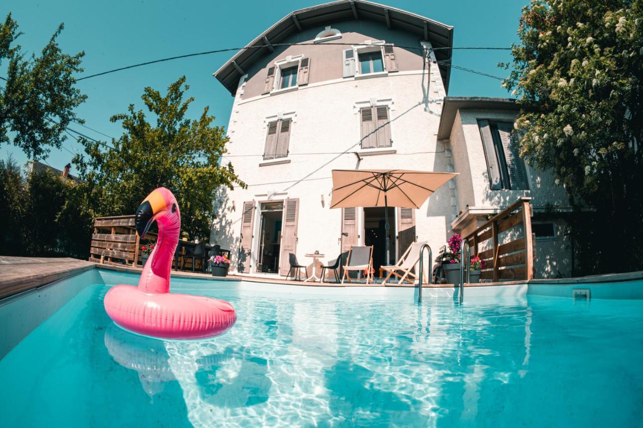 Le Serenite - T3 En Maison De Ville Avec Piscine Анси Екстериор снимка